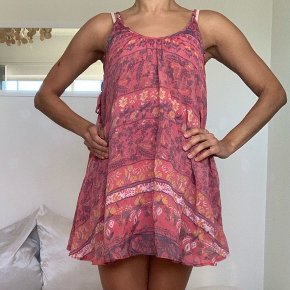 KIMCHI BLUE red dress - Shop Now - Picture 1 of 9